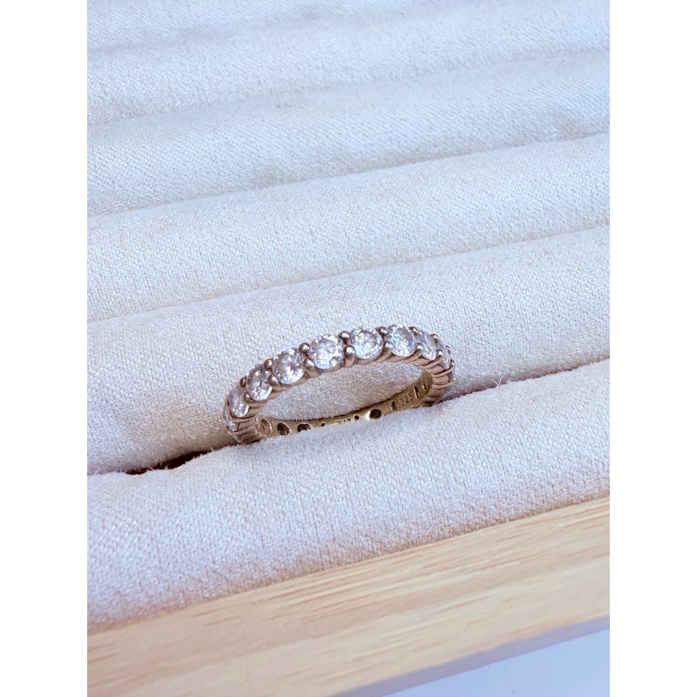 Beautiful Sterling silver ring. Size on pictures. Stamped.